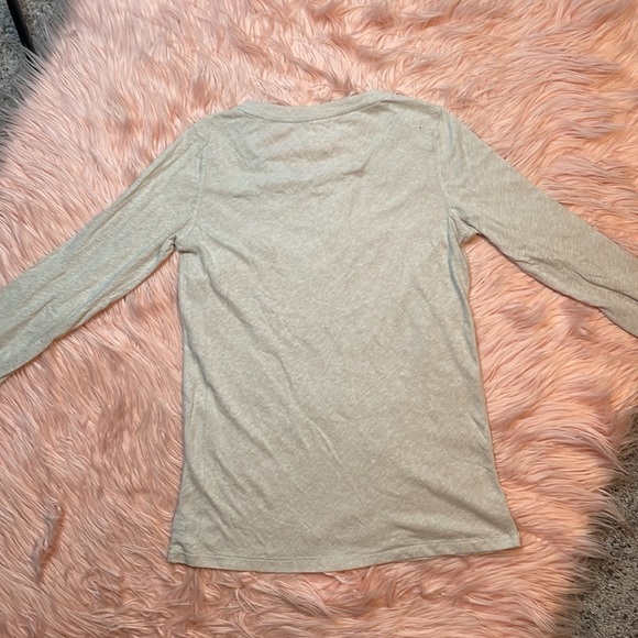 Aerie Best Tee "Oh What Fun" Long sleeve shirt Size Medium Grey - Picture 5 of 6